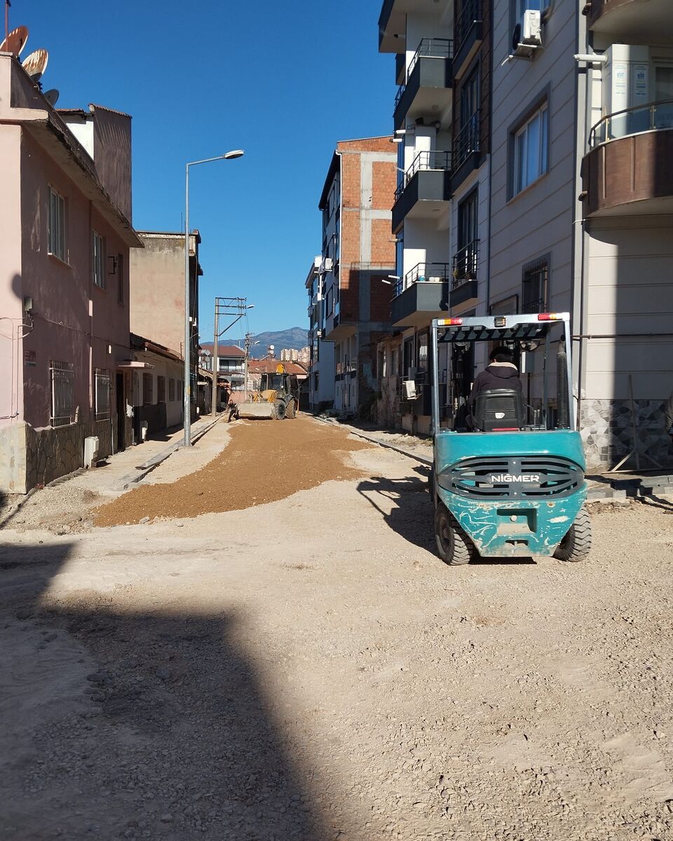 Edremit’te Yol Atağı! 648807574 933652649025761 1565945292988622343 n - Marmara Bölge Gazetesi