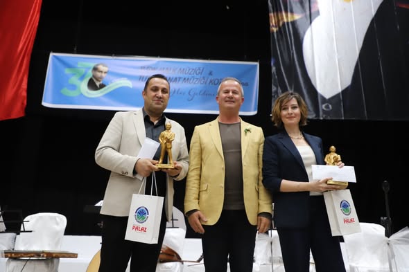 Gönen’de Sanat Müziği Dolu Gece 648987283 1385935976909769 7820634790551642813 n - Marmara Bölge Gazetesi