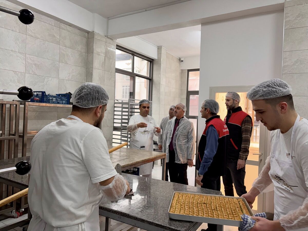 Baklava Almadan Önce Bu Haberi Mutlaka Okuyun! 651705696 1337931318377727 6478886350207794527 n - Marmara Bölge Gazetesi