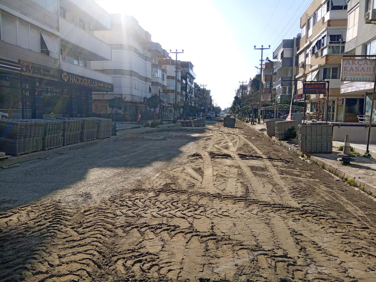 Edremit, Şaşkın! 651832205 936441235413569 5207835351440267839 n - Marmara Bölge Gazetesi