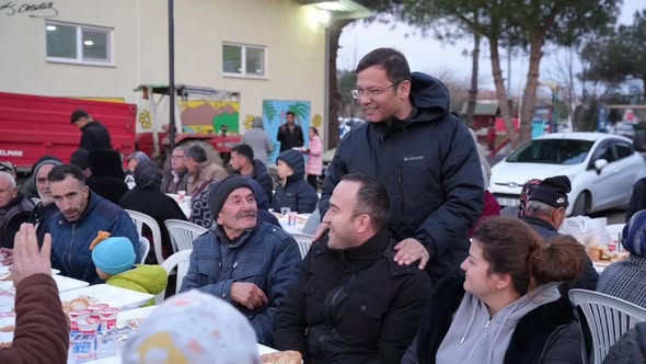 Sındırgı’da Duygulandıran İftar 651878966 26394873566817277 2395142535944389004 n - Marmara Bölge Gazetesi