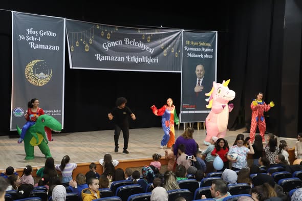 Gönen Belediyesi, Ramazan ayı kapsamında düzenlediği etkinliklerle ilçe sakinlerini bir