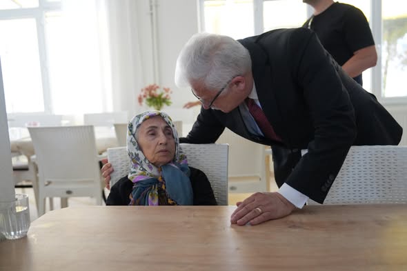 Burhaniye Belediyesi, Ramazan Bayramı öncesinde ilçe genelinde yürüttüğü kapsamlı çalışmalarla