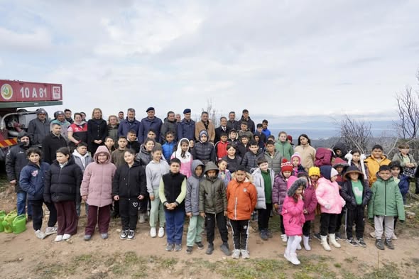 Burhaniye’de Geleceğe Nefes Oldular! 657163839 1408521831314181 5433585225589510314 n - Marmara Bölge Gazetesi