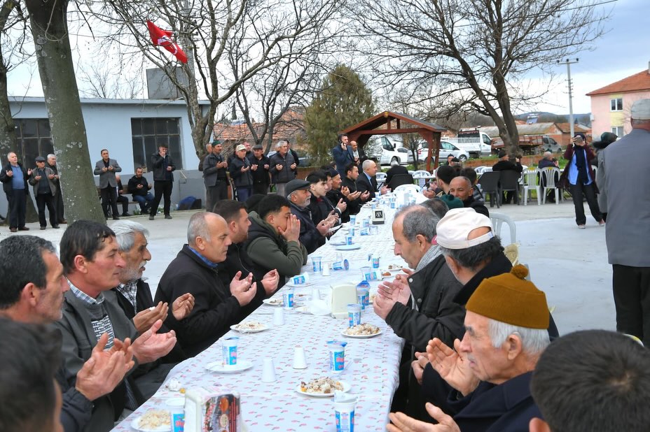 Yenilenen Cami İbadete Açıldı 659072113 18330232396222704 1156430748656583177 n - Marmara Bölge Gazetesi
