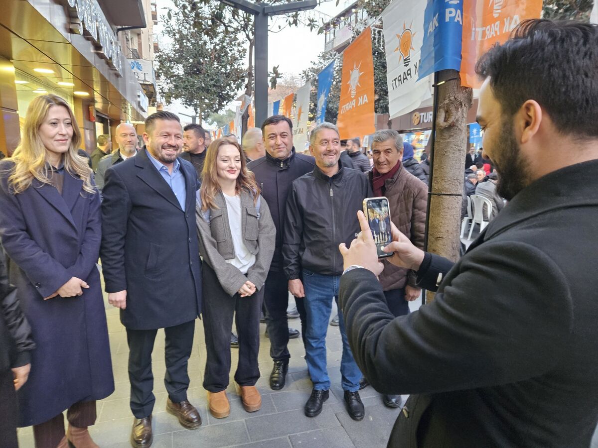 Aydemir 10 Bin Kişiyle Aynı Sofrada Buluştu 87822d8f 33ba 4156 87d6 a342150d34b4 - Marmara Bölge Gazetesi