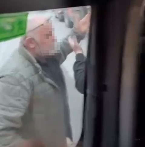 Trafikte Bıçaklı Tehdit! AW654374 01 - Marmara Bölge Gazetesi