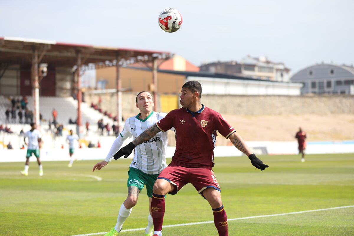 Bandırmaspor Evinde Takıldı AW663406 03 - Marmara Bölge Gazetesi