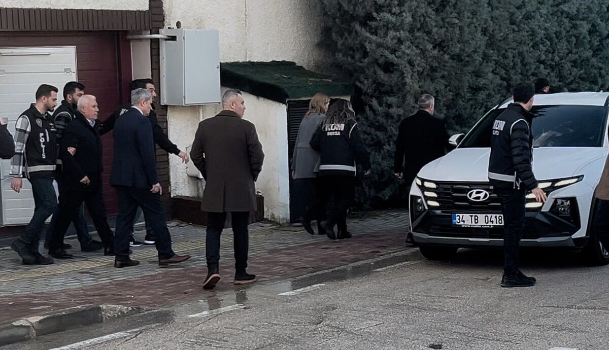 Bursa Büyükşehir Belediye Başkanı Gözaltına Alındı! AW672743 02 - Marmara Bölge Gazetesi