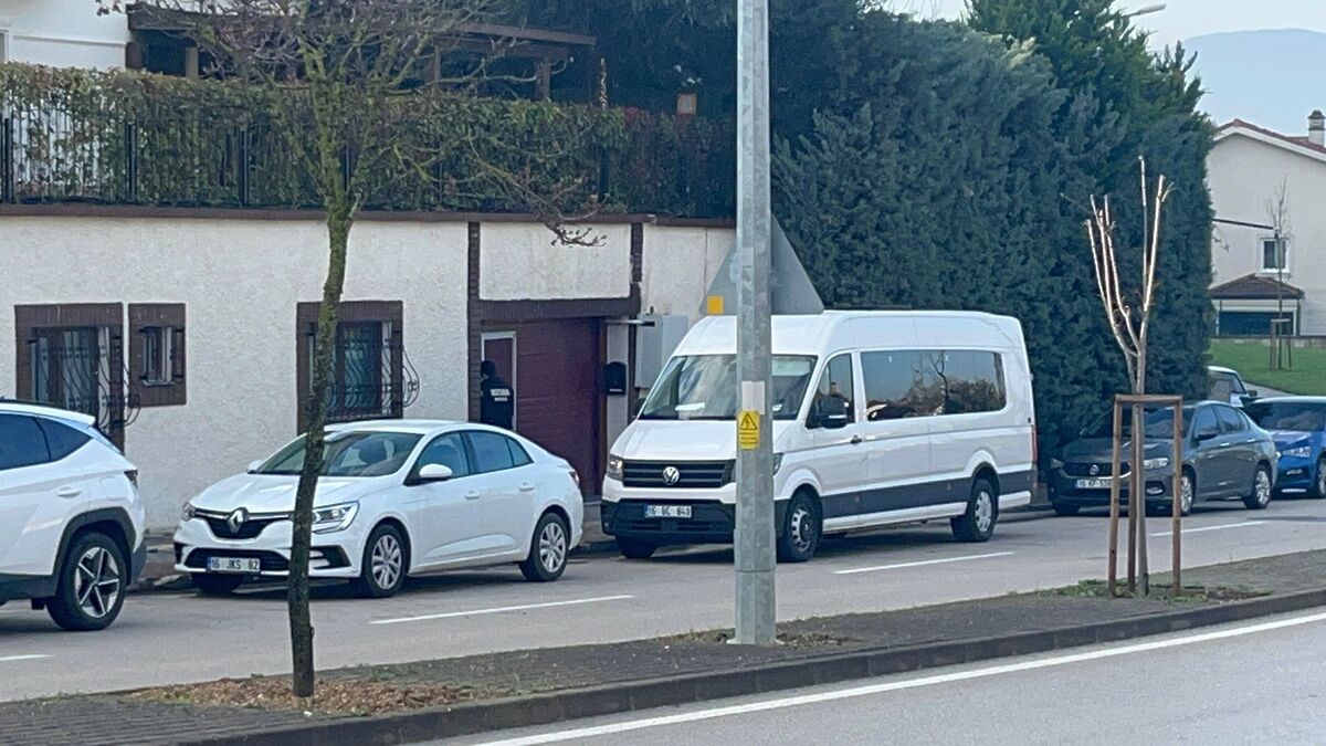 Bursa Büyükşehir Belediye Başkanı Gözaltına Alındı! AW672743 06 - Marmara Bölge Gazetesi