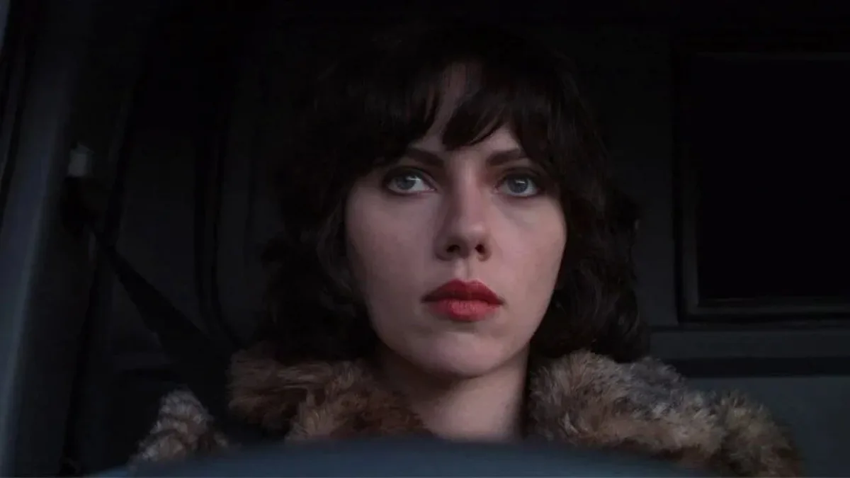 Under the Skin - Marmara Bölge Gazetesi