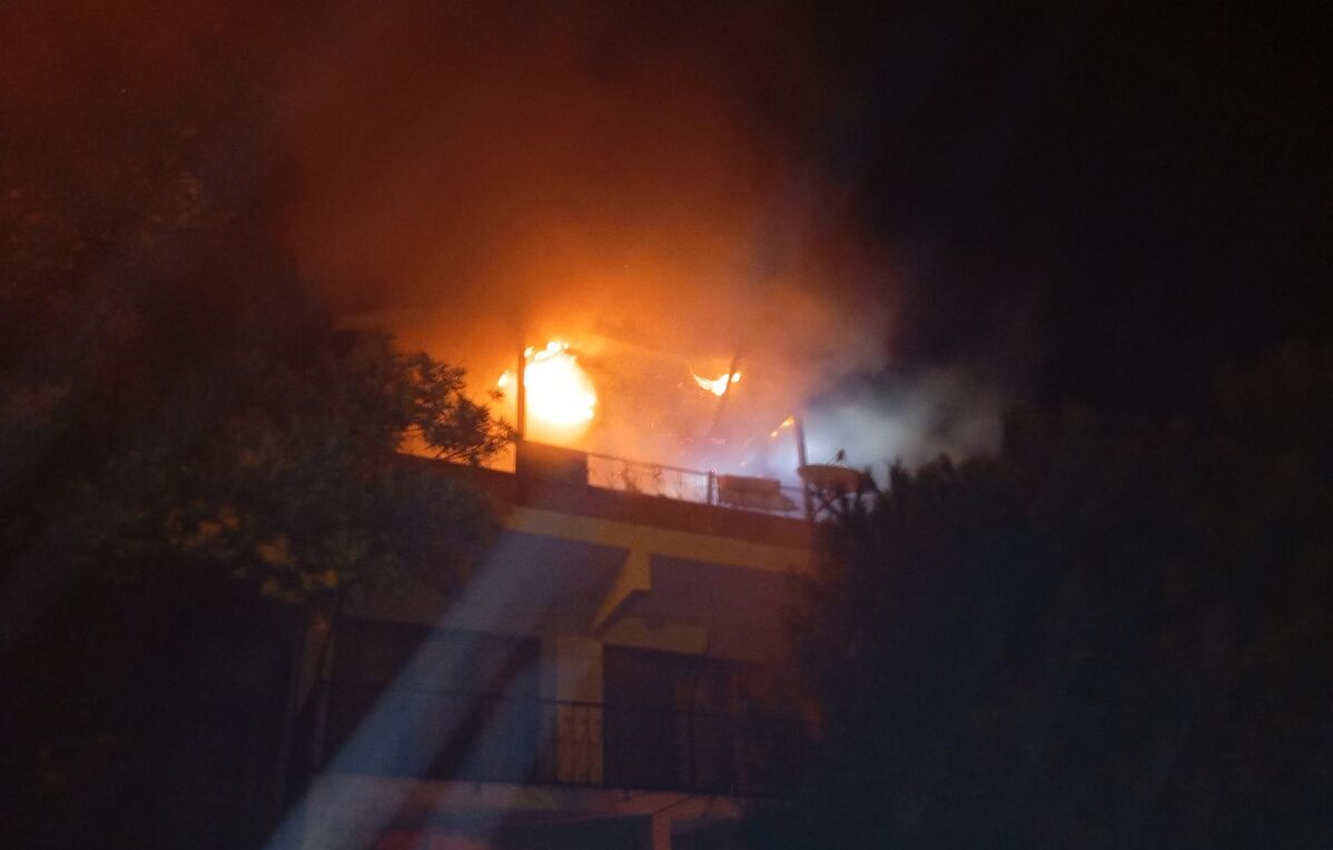 Erdek’te Korkutan Yangın WhatsApp Image 2026 03 22 at 00.25.08 e1774270449251 - Marmara Bölge Gazetesi