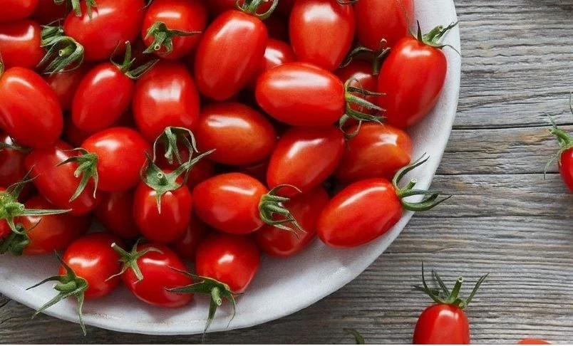 Mutfakların en çok kullanılan besinlerinden biri olan domates, salatalardan yemeklere