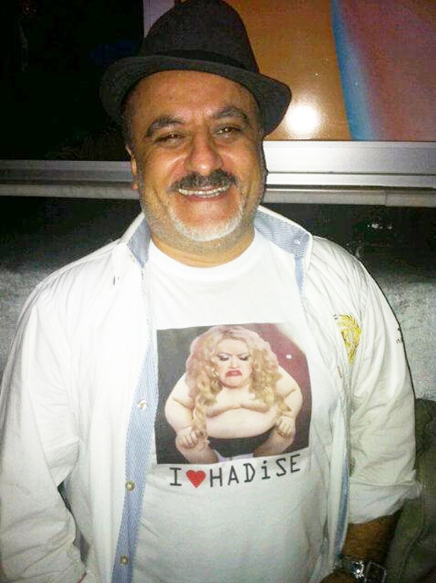 Hadise ile Erol Köse Arasındaki Eski Tartışma Yeniden Gündemde s 042793bb29fcd35365249ad3d9d166f57b16f894 - Marmara Bölge Gazetesi