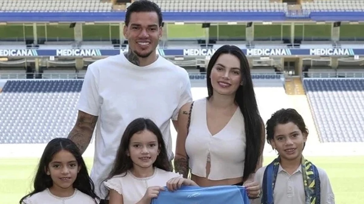 Fenerbahçe’nin kalecisi Ederson’un eşi Lais Moraes, sosyal medya üzerinden kendisine
