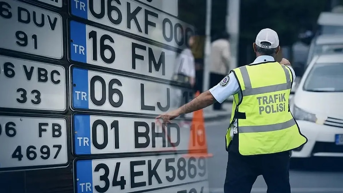 Trafik denetimlerinde yeni döneme girilirken standart dışı araç plakalarına yönelik