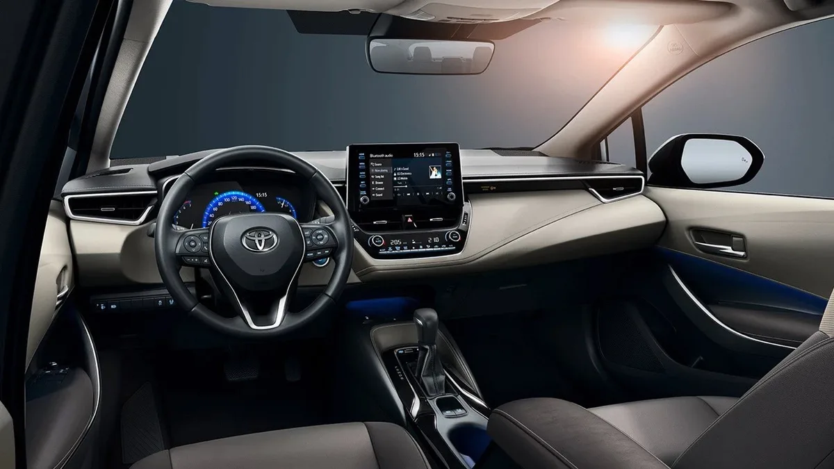 Toyota, ABD’de satılan yüz binlerce Highlander model araç için geri