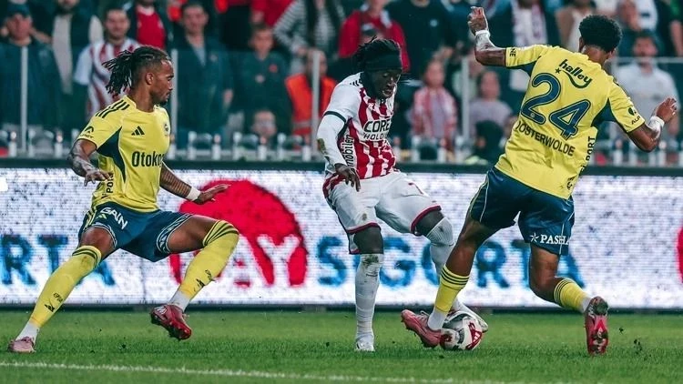 Fenerbahçe Evinde Samsunspor'u Ağırlıyor: İşte Muhtemel 11'ler whatsapp image 2026 03 08 at 01 jj8j - Marmara Bölge Gazetesi