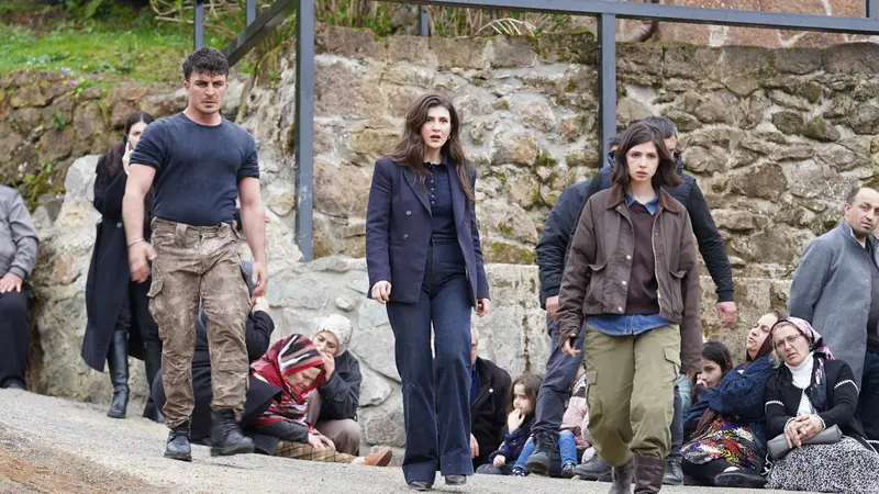 Trt 1 ekranlarının reyting rekoru kıran dizisi Taşacak Bu Deniz