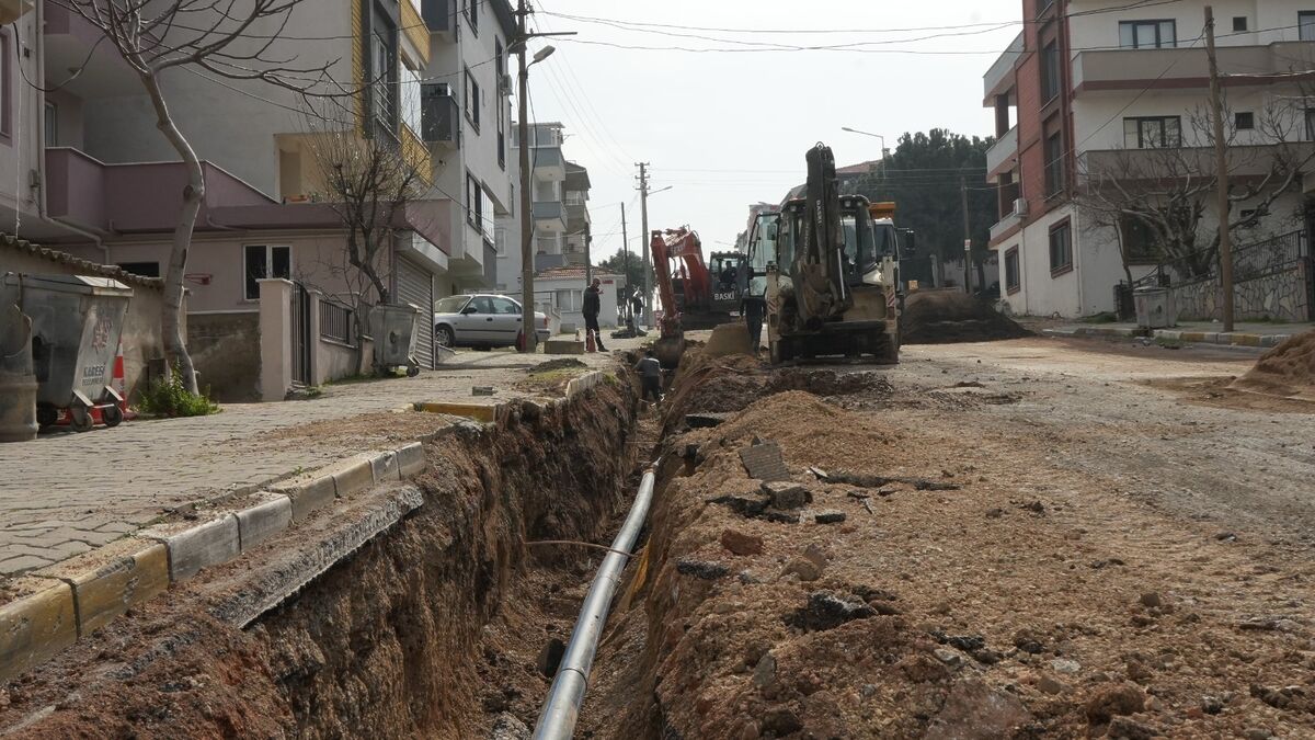 Balıkesir’de Eski Su Hatları Patladı! 62cc57e1 7ea2 4e9b bf5d 2f5c385544cf - Marmara Bölge Gazetesi