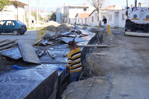 Burhaniye’de Altyapı Hamlesi 668494712 1422528183246879 6756250693441402567 n - Marmara Bölge Gazetesi