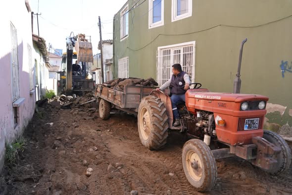 Burhaniye’de Altyapı Hamlesi 668669412 1422527899913574 7418375353658050268 n - Marmara Bölge Gazetesi