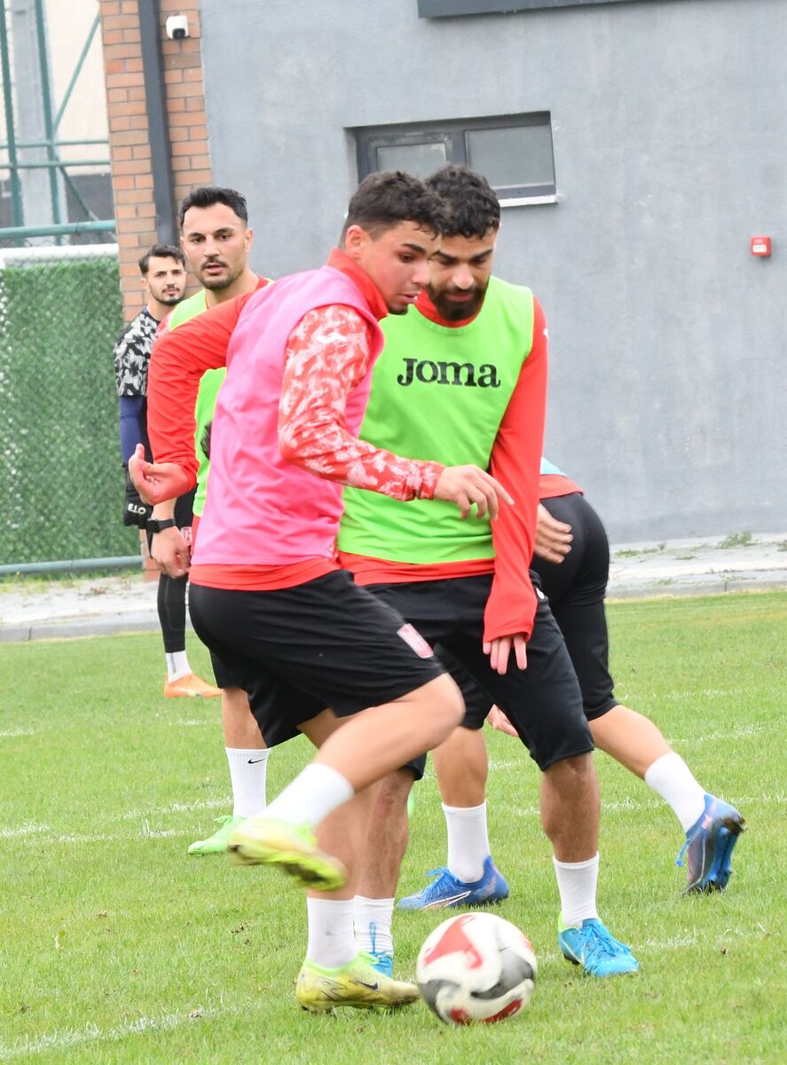Balıkesirspor Bornova Deplasmanında Üç Puan Peşinde 670273399 1538778864923845 7555619135408411841 n - Marmara Bölge Gazetesi