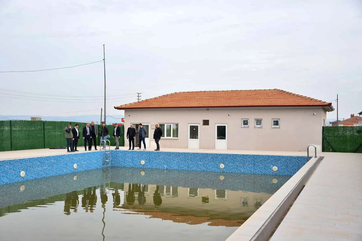 Savaştepe’de gençlerin uzun süredir beklediği spor yatırımlarında sona yaklaşıldı. İlçeye