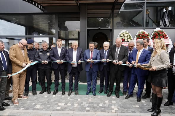 Burhaniye’de Büyük Açılış 671855691 1427435832756114 6803832885930853183 n - Marmara Bölge Gazetesi