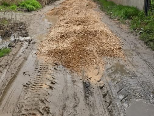 Erdek’te ulaşım altyapısını güçlendirmek amacıyla başlatılan çalışmalar kapsamında Ocaklar Mahallesi’nde