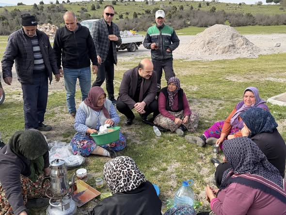İvrindi’de Okçular Mahallesi’nde planlanan çalışmalar yerinde incelendi. Belediye Başkanı Önder