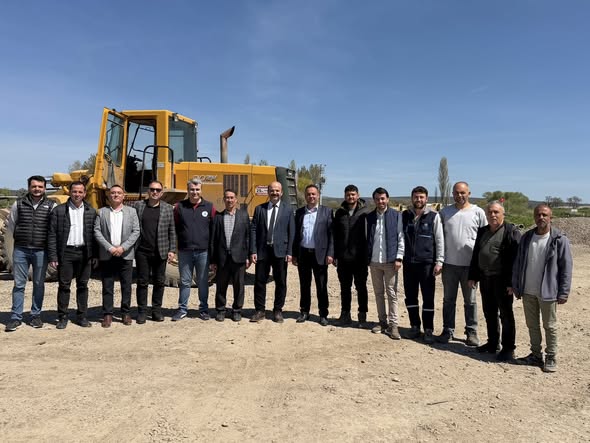 İvrindi Belediyesi, ilçenin farklı noktalarında sürdürülen projeleri yerinde incelemeye devam