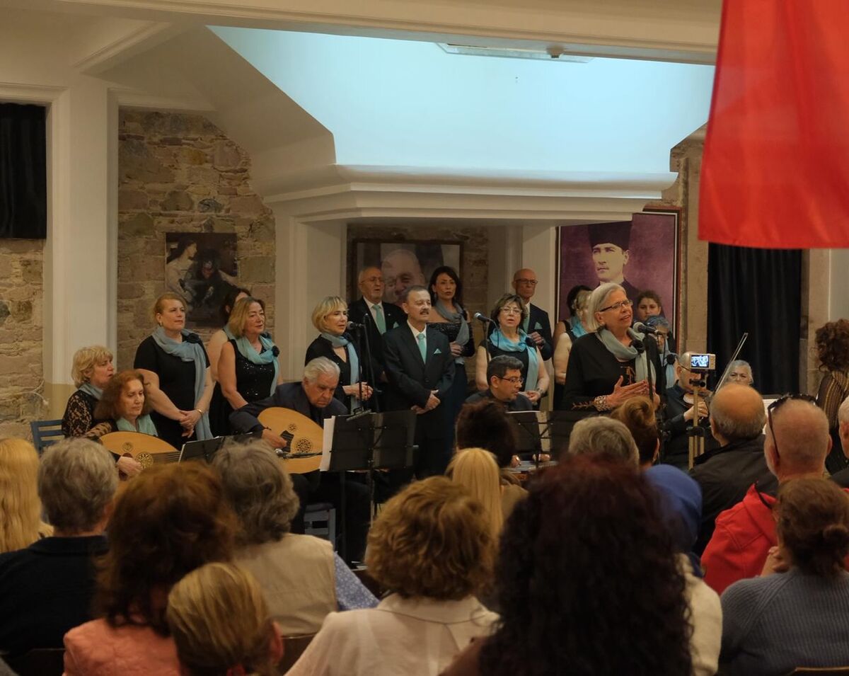 Cunda’da Konser Heyecanı 674564820 18548241073064151 4022797864853025136 n - Marmara Bölge Gazetesi
