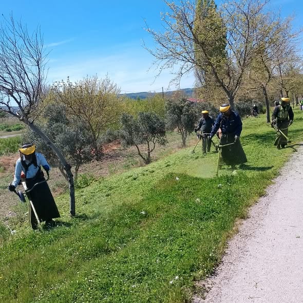 Bigadiç genelinde park, bahçe ve yeşil alanların daha düzenli ve