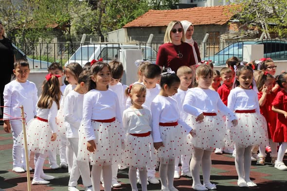 23 Nisan Ulusal Egemenlik ve Çocuk Bayramı, Gönen’de düzenlenen renkli