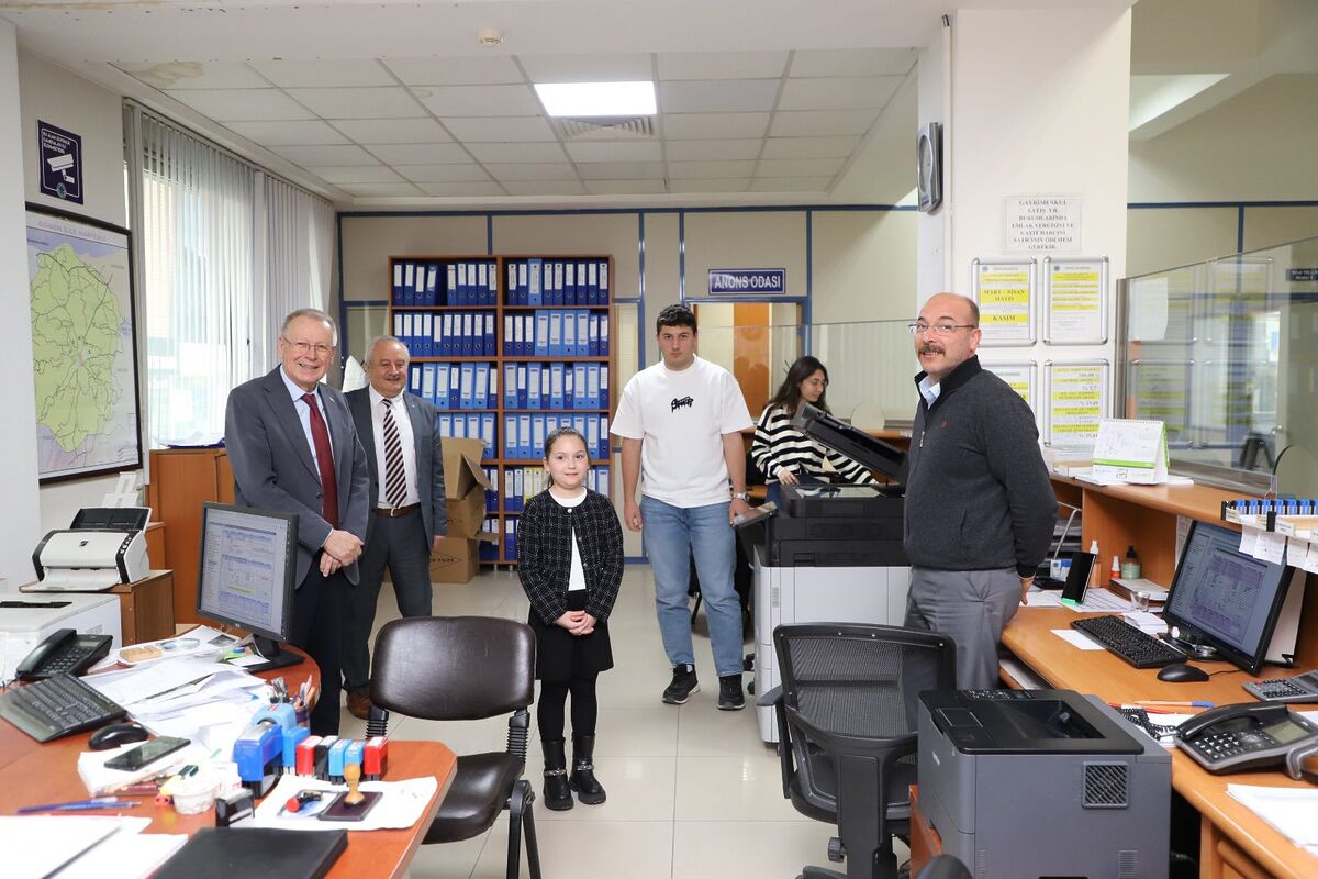 Gönen Belediyesi’nde 23 Nisan Sürprizi 678643595 1427817902721576 3147824665295172691 n - Marmara Bölge Gazetesi