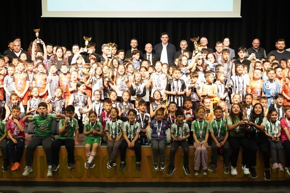 Susurluk’ta Spor Şöleni 680274740 1554627216666480 803466636977788293 n - Marmara Bölge Gazetesi