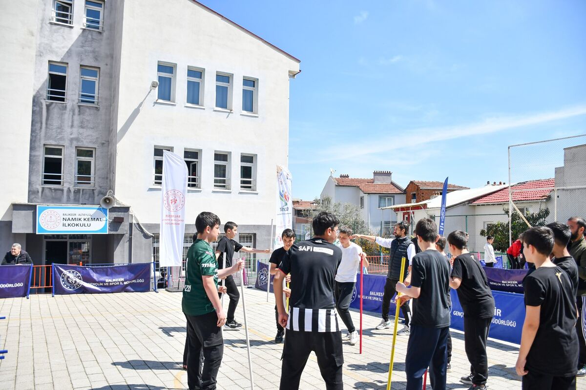 Balıkesir’de Oyun Şöleni 684286963 1276683291303418 3306655922335638240 n - Marmara Bölge Gazetesi