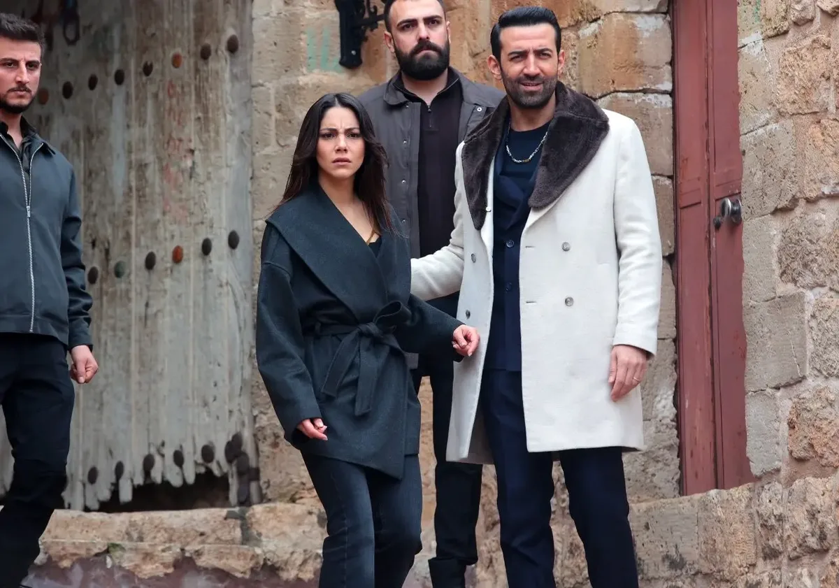 Kanal D’nin ilgiyle takip edilen dizisi Uzak Şehir için heyecan