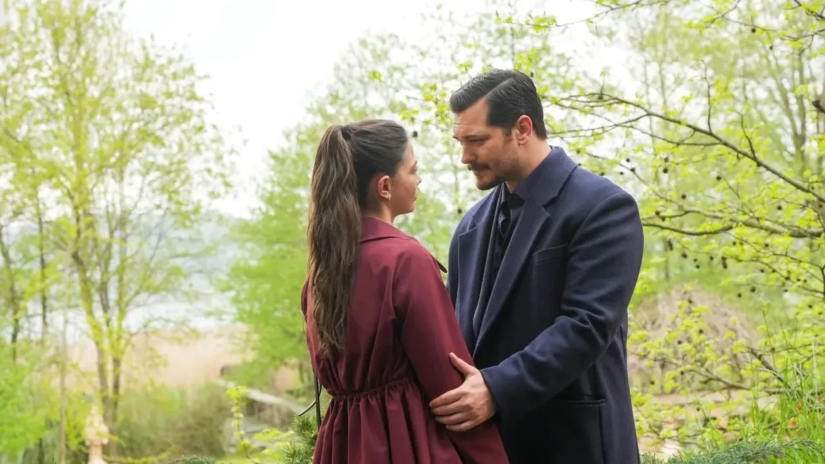 Kanal D ekranlarının ilgiyle takip edilen dizisi Eşref Rüya, 42.