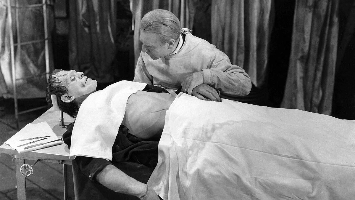 İzlerken Nefesinizi Tutacaksınız! Eleştirmenlerden Tam Not Alan En İyi 20 Korku ve Gerilim Filmi Frankenstein - Marmara Bölge Gazetesi