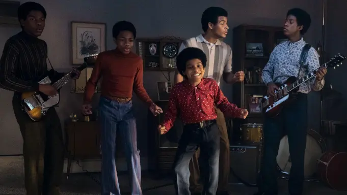 Michael Jackson 1 - Marmara Bölge Gazetesi