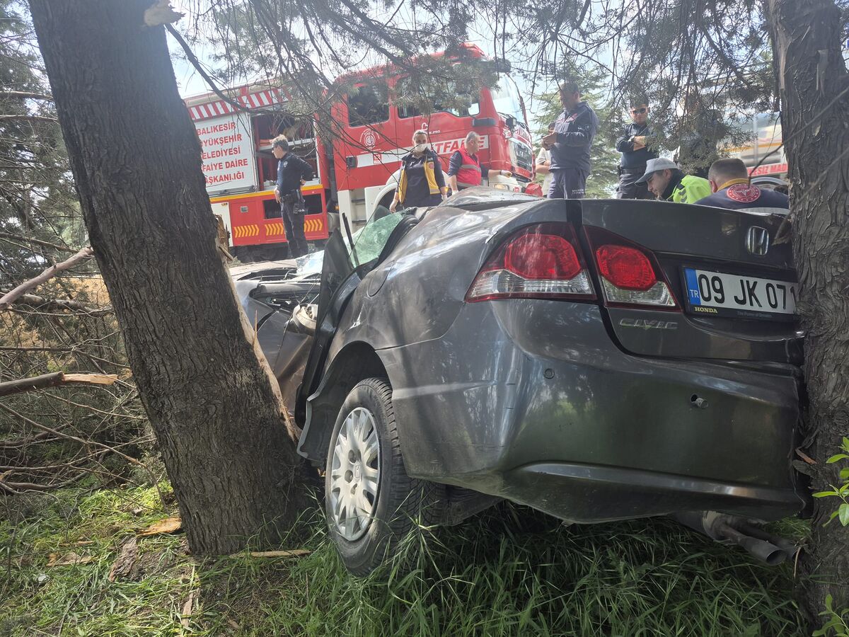 Karesi’de Araç Şarampole Uçtu: 1 Ölü WhatsApp Image 2026 04 21 at 16.15.37 - Marmara Bölge Gazetesi