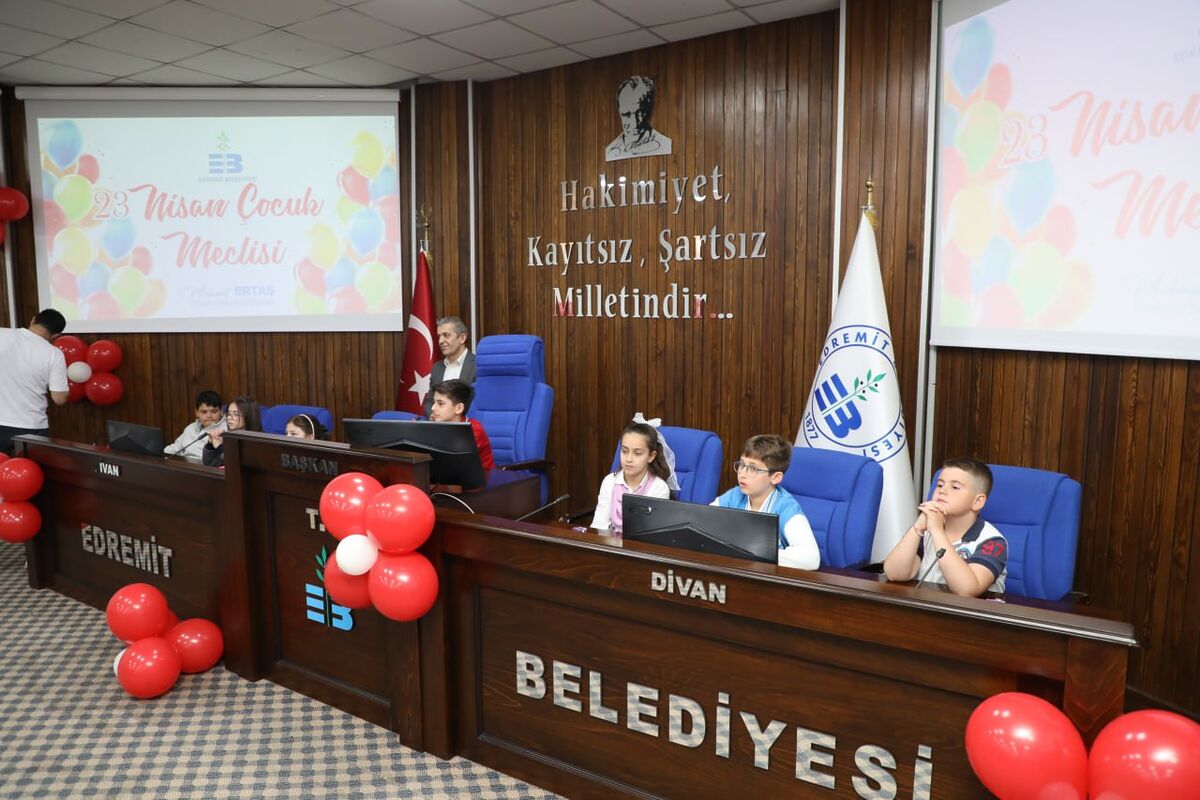 23 Nisan Ulusal Egemenlik ve Çocuk Bayramı kapsamında düzenlenen “Edremit