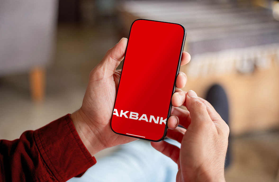 16 Nisan sabahı Akbank kullanıcıları, bankacılık işlemlerine erişimde ciddi sorunlarla