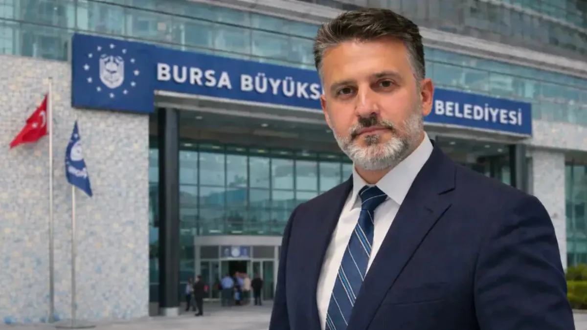 Bursa Büyükşehir Belediyesi’nde yaşanan görev değişimi sonrası başkanvekilliği koltuğu el