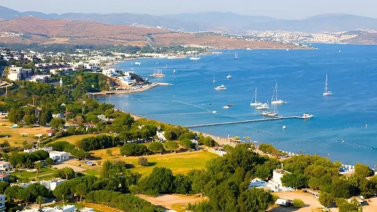 Gürültüden Uzak Huzurlu Tatil Arayanlara Özel Ege Rotası ortakent yahsi plaji3 - Marmara Bölge Gazetesi