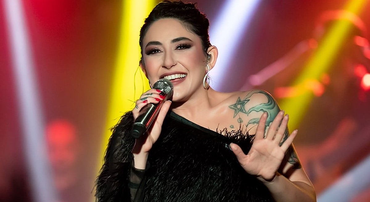 Son dönemde hem müzik kariyeri hem de özel yaşamıyla sıkça