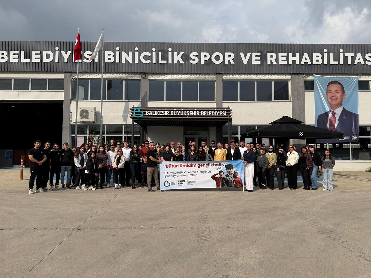 Bandırma’da Binicilik Etkinliği 168cdd9b 7a4c 4226 8504 d9eb93ee3ea1 - Marmara Bölge Gazetesi