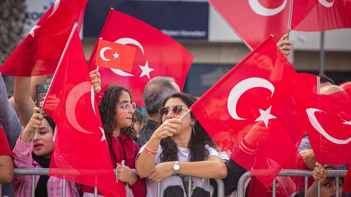 19 Mayıs Atatürk’ü Anma, Gençlik ve Spor Bayramı için geri